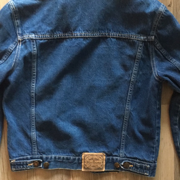 VINTAGE Marlboro Denim Jacket // Size S - Picture 5 of 8